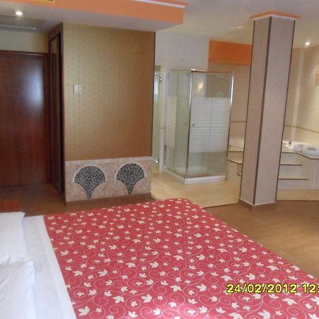 Motel Emporio Cabezon de Pisuerga Bagian luar foto