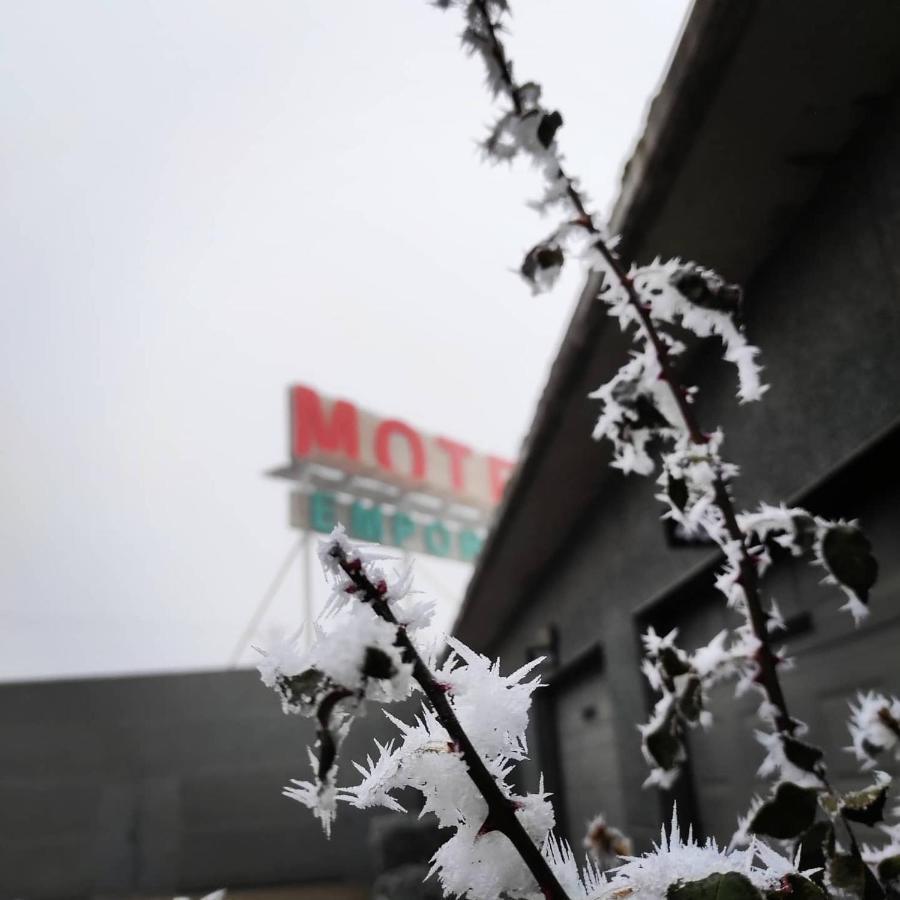 Motel Emporio Cabezon de Pisuerga Bagian luar foto