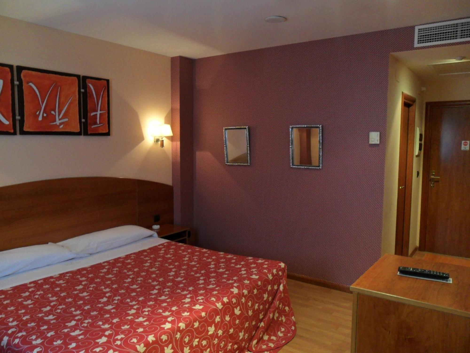 Motel Emporio Cabezon de Pisuerga Bagian luar foto