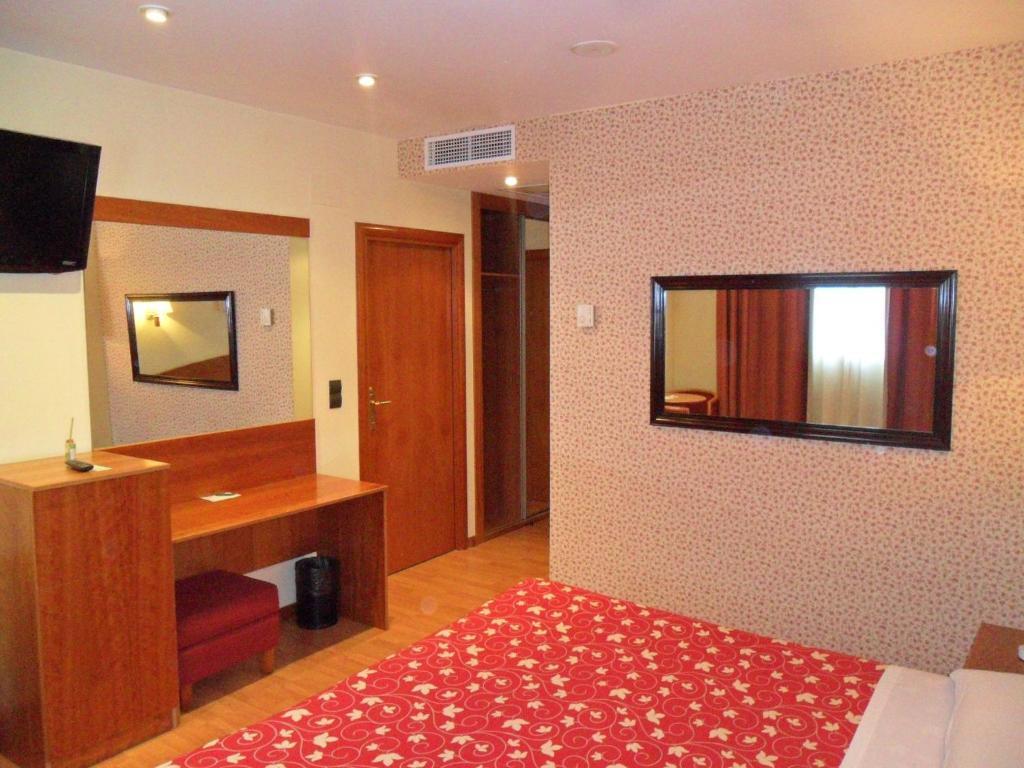 Motel Emporio Cabezon de Pisuerga Bagian luar foto